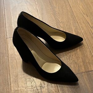 Nine West Elegant Black Heels
